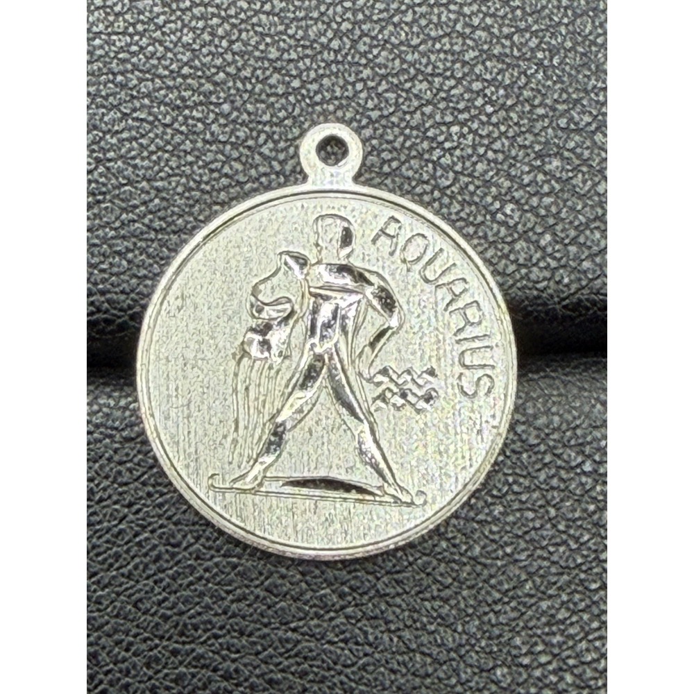 Vintage Sterling Silver Aquarius Charm 925 EICO K7